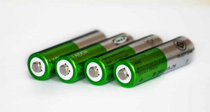 batteries-364217_1280