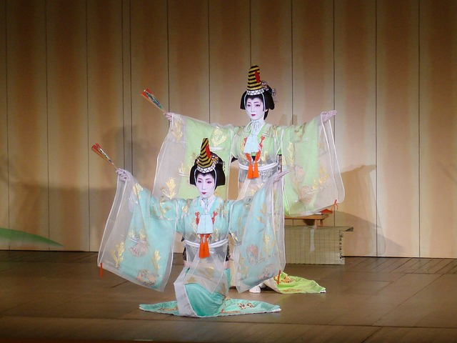geisha-830921_640