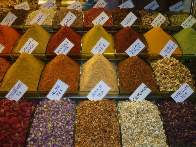 spices-442726_1280