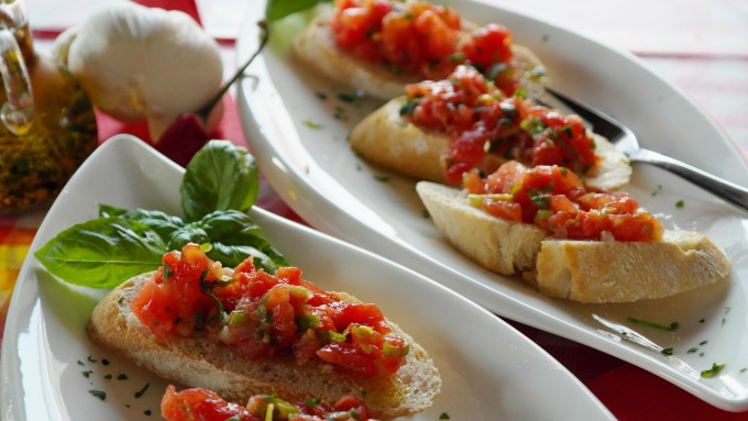 bruschetta-887555_1280