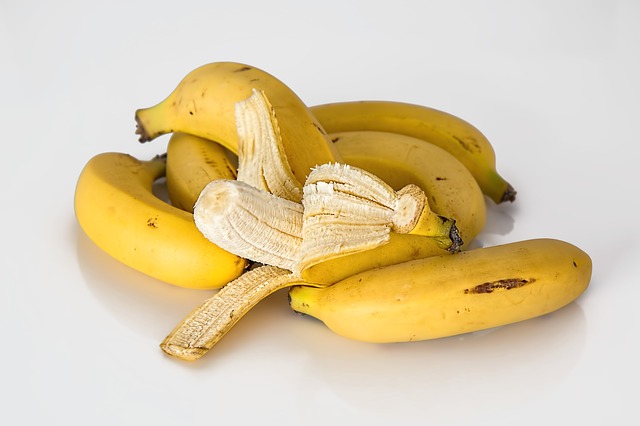 banana-614090_640