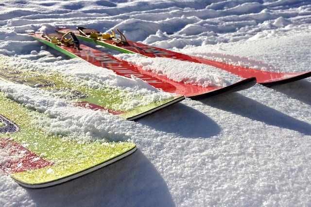 北海道なら遅くまで春スキーが楽しめる 子連れにおすすめのゲレンデ3選 comolib magazine